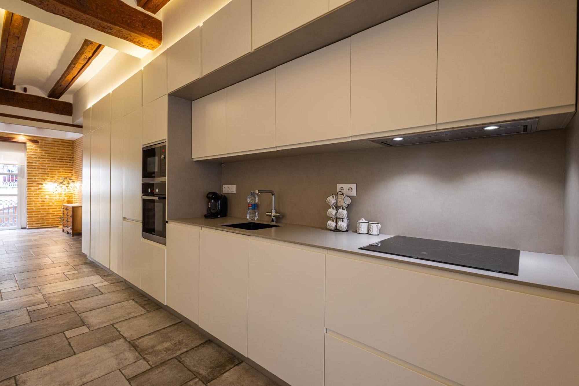 Florit Flats - Center Modern 1br 2bth Terrace Wi-fi Ac Appartamento Valenza